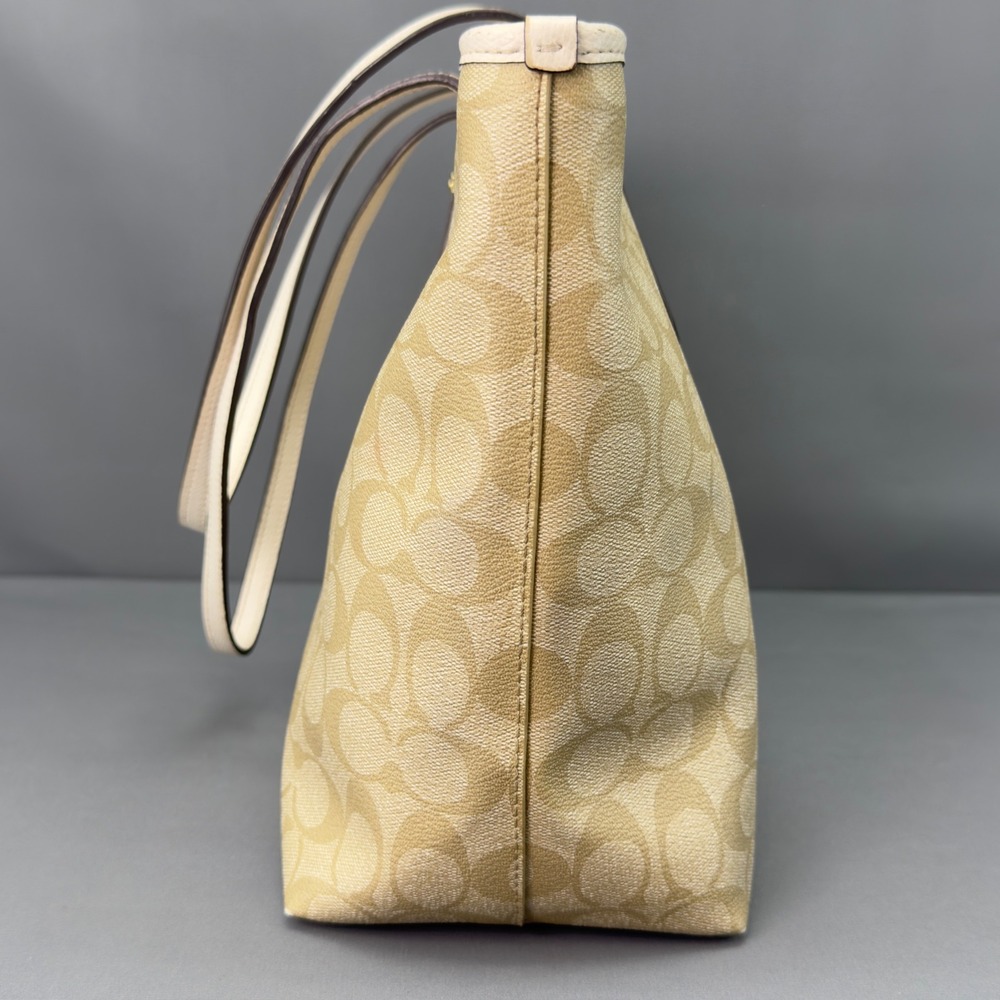 Coach City Tote Signature Canvas Light Khaki Chalk Gold Hardware - Picture 5 of 15